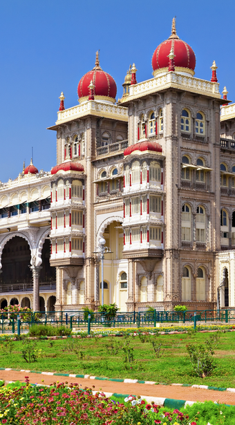 Royal Heritage of the Wodeyars: Bangalore, Mysore & Coorg