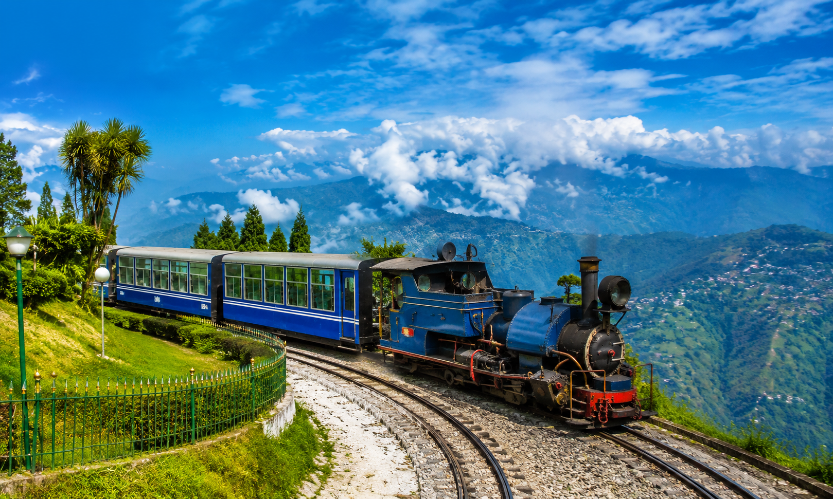Toy Train Ride in Darjeeling