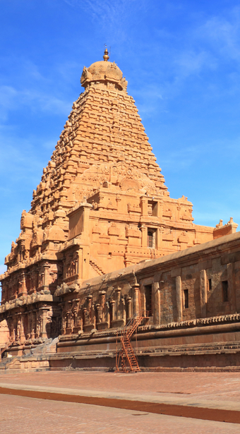 The Merchant Princes: Chettinad Mansions & Artisanal Trails